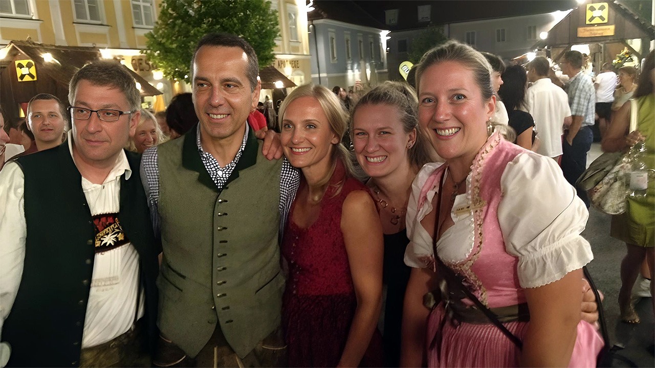 Albumbild Prominente 5